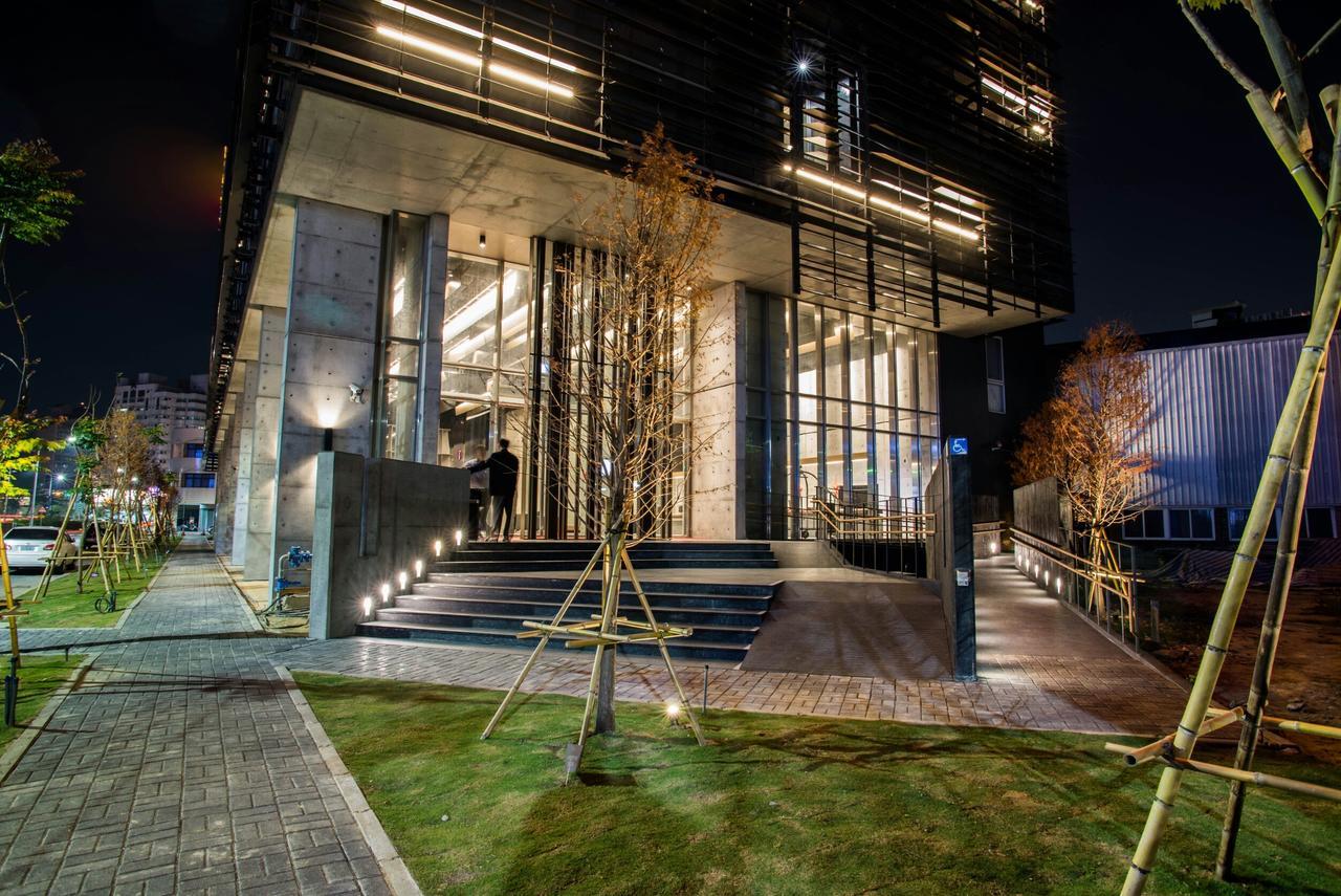 צ'יאיי סיטי Orient Luxury Hotel מראה חיצוני תמונה